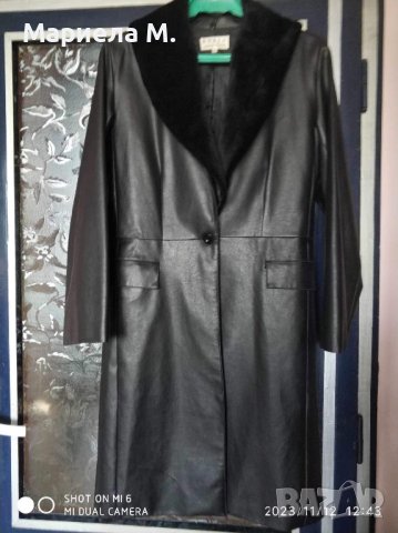 Carla Rizzi тънко кожено палто, номер 38/40, като ново, снимка 1 - Палта, манта - 42959157