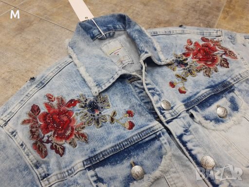 Нова колекция дънково яке с камъни и бродерия на намаление, снимка 2 - Якета - 28421273