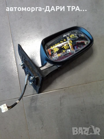 Дясно огледало за Тойота Авенсис 2007г