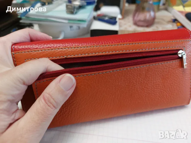 Продавам чисто нов дамски портфейл от естествена кожа, снимка 5 - Портфейли, портмонета - 48404823
