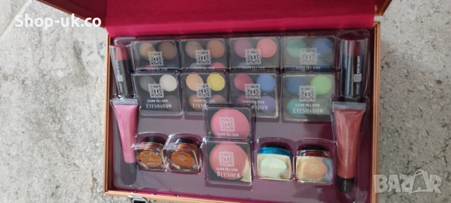 Куфарче с гримове 👄💅👁️, снимка 6 - Комплекти и лотове - 51219542