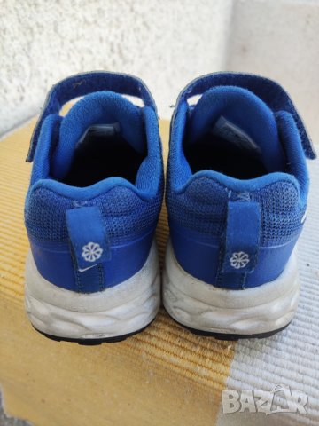 детски маратонки Nike Revolution 6 NN PSV, снимка 4 - Детски маратонки - 43306525