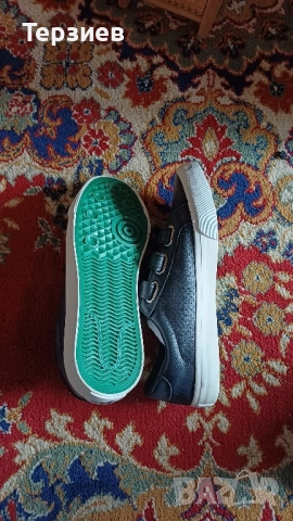 Нови маратонки , снимка 2 - Детски маратонки - 52342576