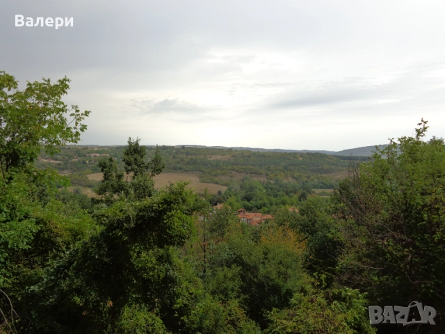 Продавам парцел в регулация с масивна плевня+ток и вода, снимка 13 - Парцели - 51548958