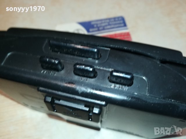ELTA WALKMAN-GERMANY 2301241147, снимка 4 - Радиокасетофони, транзистори - 43938797