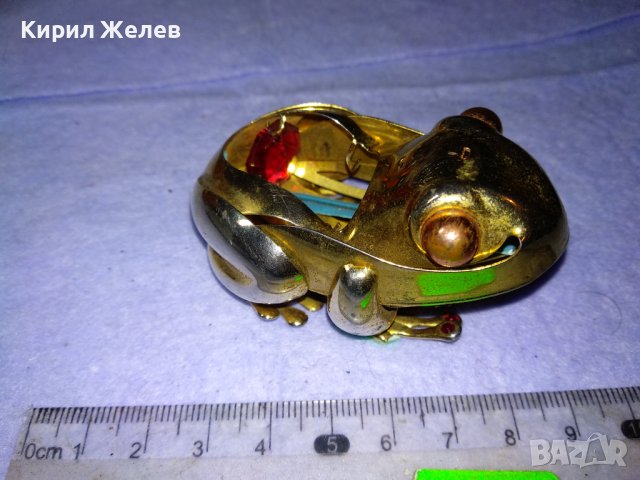 СТАРА ПОЗЛАТЕНА МЕТАЛНА КЪСМЕТЛИЙСКА ЖАБКА - КУТИЙКА За СКЪПОЦЕННОСТИ ФИГУРКА 41330, снимка 3 - Колекции - 43590146