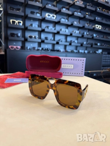 очила с черен обикновен калъф и ув защита gucci , снимка 10 - Слънчеви и диоптрични очила - 52043903