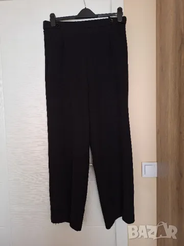 Дамски еластичен,черен панталон с прави крачоли и ластик на талията, снимка 2 - Панталони - 48234274