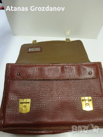 Кожена чанта, снимка 4 - Антикварни и старинни предмети - 51675714