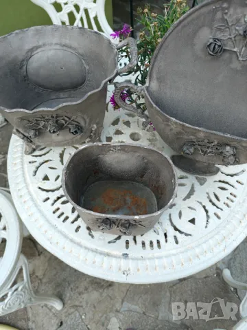 Лот железни барокови кашпи стара ръчна изработка , снимка 9 - Декорация за дома - 47749943