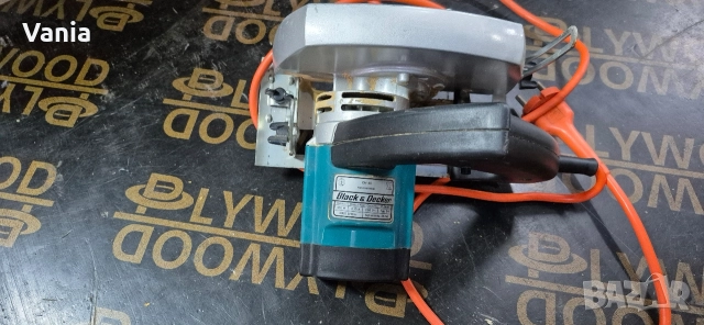 Ръчен циркуляр B&D, снимка 4 - Циркуляри - 52866558