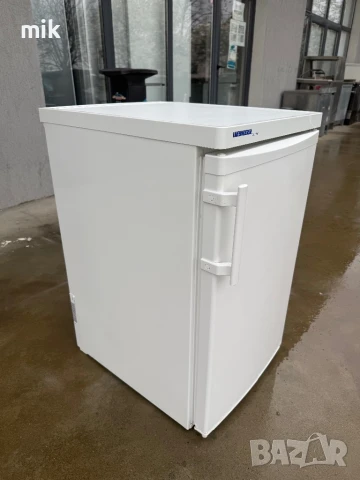 Малък хладилник Либхер, снимка 3 - Хладилници - 50695885