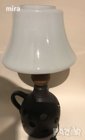 Интересна нощна лампа, снимка 3 - Настолни лампи - 40177833