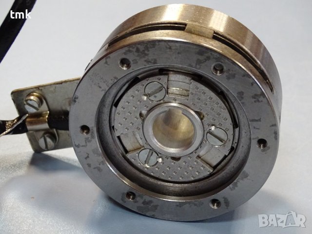 Съединител електромагнитен Dessau KLDO 0.63 24VDC electromagnetic clutch, снимка 4 - Резервни части за машини - 37999472