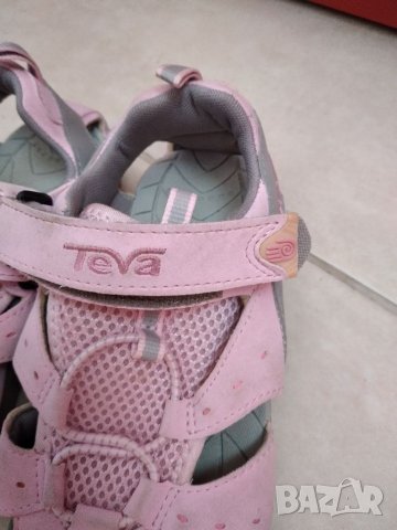 Детски сандалети Teva 33 номер , снимка 4 - Детски сандали и чехли - 36780700