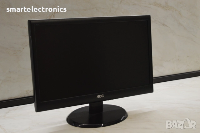  Монитор AOC e950swda, снимка 2 - Монитори - 51502469