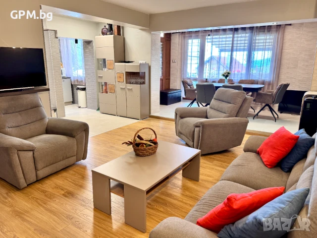 Вила Хоризонт – Просторна къща с морска панорама и 6 спални в Балчик, снимка 7 - Почивки на море - 50713811