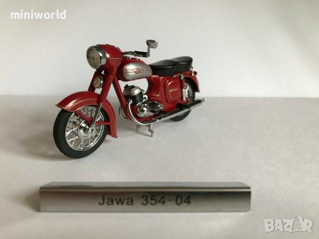 Jawa 250 typ 354-04 1953 мотор - мащаб 1:24 на Atlas моделът е нов в кутия, снимка 3 - Колекции - 41443231