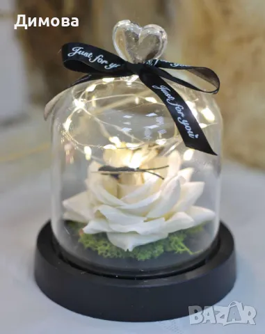 Вечна роза в стъкленица, снимка 2 - Романтични подаръци - 48759666