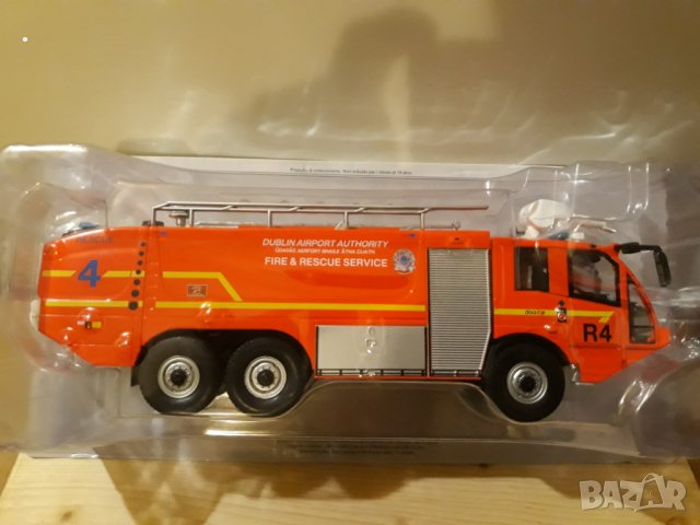 Пожарни  във  1.43  мащаб. 