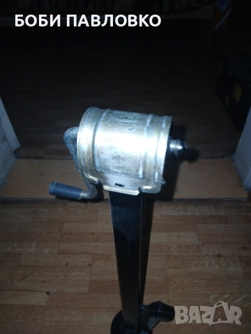 Оргинален винтов крик лада нива, снимка 14 - Аксесоари и консумативи - 51971806