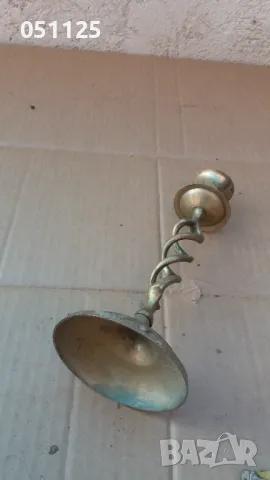 масивен бронзов свещник , снимка 8 - Антикварни и старинни предмети - 48524252