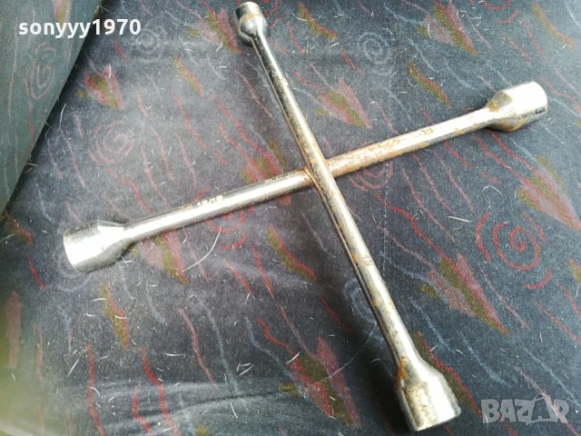 КРЪСТАЧКА-КЛЮЧ ЗА ГУМИ внос германия 1406211330