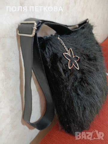 Чанта пухкава с косъм, снимка 5 - Чанти - 52603957