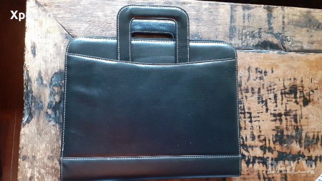 чанта бизнес черна с изтеглящи се дръжки красив дизайн чисто нова, снимка 2 - Чанти - 34721160