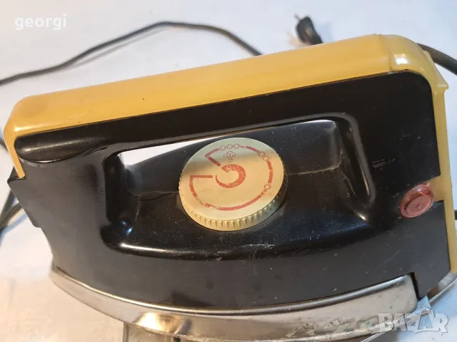 Стара руска бакелитова ютия 20/3, снимка 5 - Антикварни и старинни предмети - 49147884