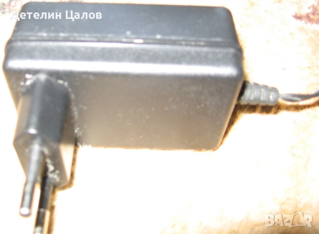 Три броя зарядни адаптери 5 волта 12 волта, снимка 6 - Оригинални зарядни - 52917348