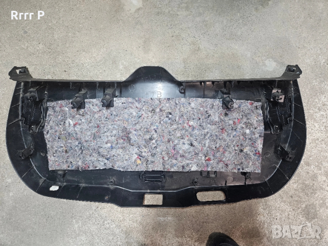 Кора на багажник за Toyota Auris хечбек 2012-2018г., снимка 2 - Части - 52795371