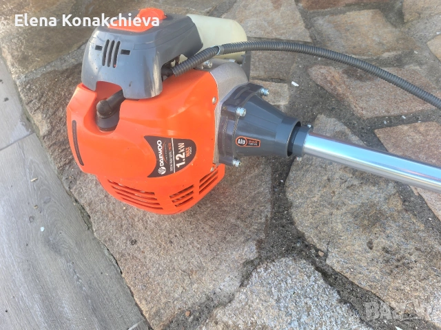 бензинов тример почти нов, снимка 3 - Градинска техника - 53490883