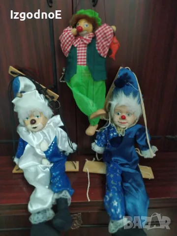 Големи порцеланови кукли клоун, палячо и марионетка 