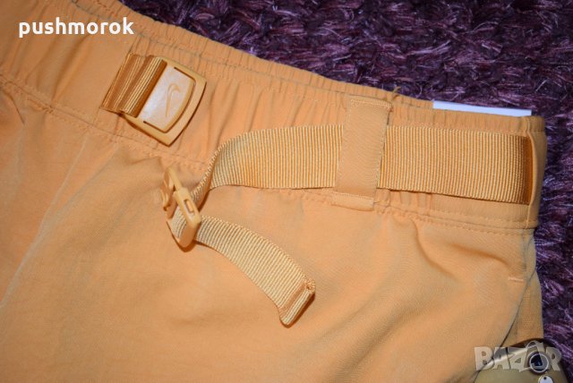 Nike TECH PACK Woven Women’s Pants Sz L, снимка 8 - Спортни екипи - 35219283