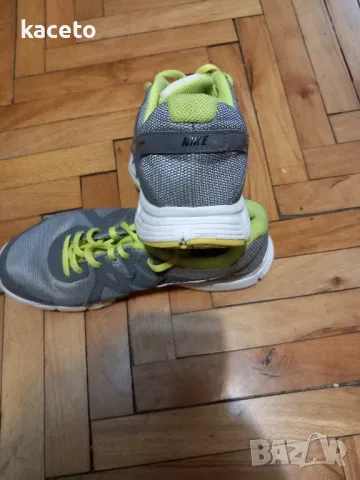 маратонки NIKE 38-номер, снимка 3 - Маратонки - 48472419