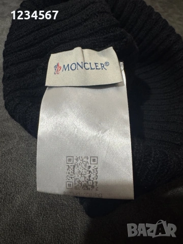 Зимна шапка Moncler., снимка 2 - Шапки - 53373433
