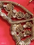 МЕДАЛЬОН с ФОРМА на ПЕПЕРУДА 🦋 в РЕТРО СТИЛ УКРАСЕН с МАЛКИ КРИСТАЛИ 51247, снимка 4