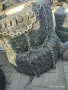 Гуми с джанти и вериги свалени от тракторна косачка снегорин 21-5-25, снимка 4