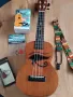 Концертно укулеле Mahalo с пълен набор от аксесоари, снимка 1