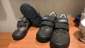 Детски обувки за момче 26 и 30 ти номер с лепка, снимка 1 - Детски обувки - 36915581