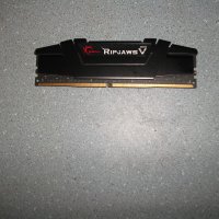 1.Ram DDR4 3200 MHz,PC4-25600,8Gb,G SKILL Ripjaws V Series, снимка 1 - RAM памет - 43167445