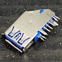 Конектор USB SS-52000-002 Conn USB 3.0 Type A RCP 9 POS Solder RA Thru-Hole 1 Port Bulk, снимка 1 - Друга електроника - 43940787