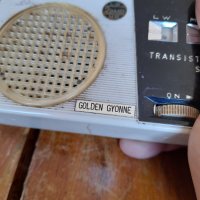 Старо радио,радиоприемник Golden Gyonne, снимка 3 - Антикварни и старинни предмети - 37249394