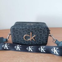 Луксозна чанта Calvin Klein код SG305, снимка 2 - Чанти - 34608080
