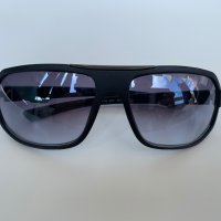 Очила Guess, снимка 1 - Слънчеви и диоптрични очила - 37894444