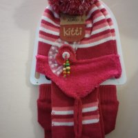 Комплект шапка шал и ръкавици за бебе момиче, снимка 1 - Бебешки шапки - 43730706