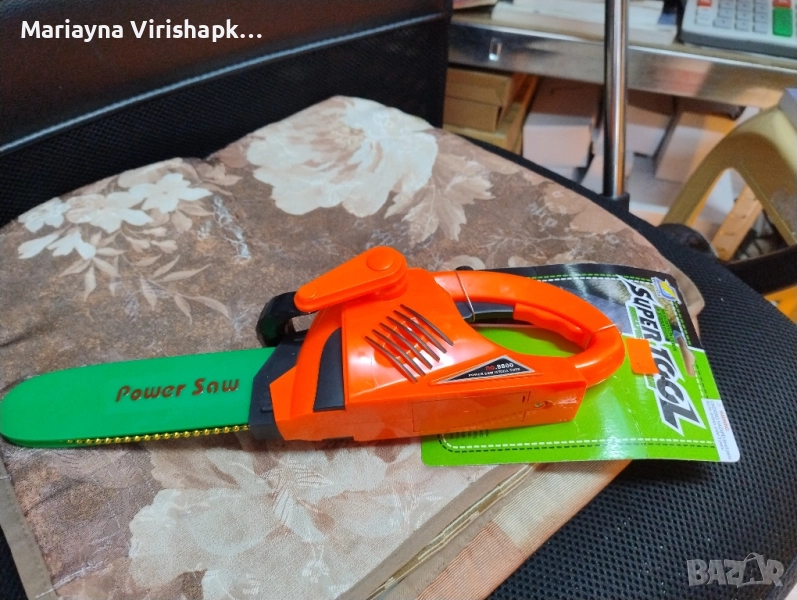 Продавам детска резачка за дърва., снимка 1