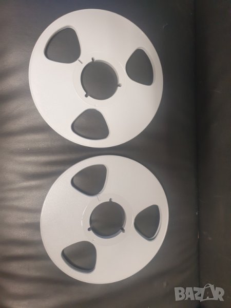 Лот от две 26,5см 10,5" магнетофонни пластмасови ролки Polyline. В много добро състояние. Двете 70, снимка 1
