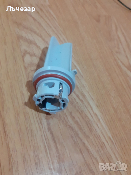 фасонка за фар бмв1, снимка 1